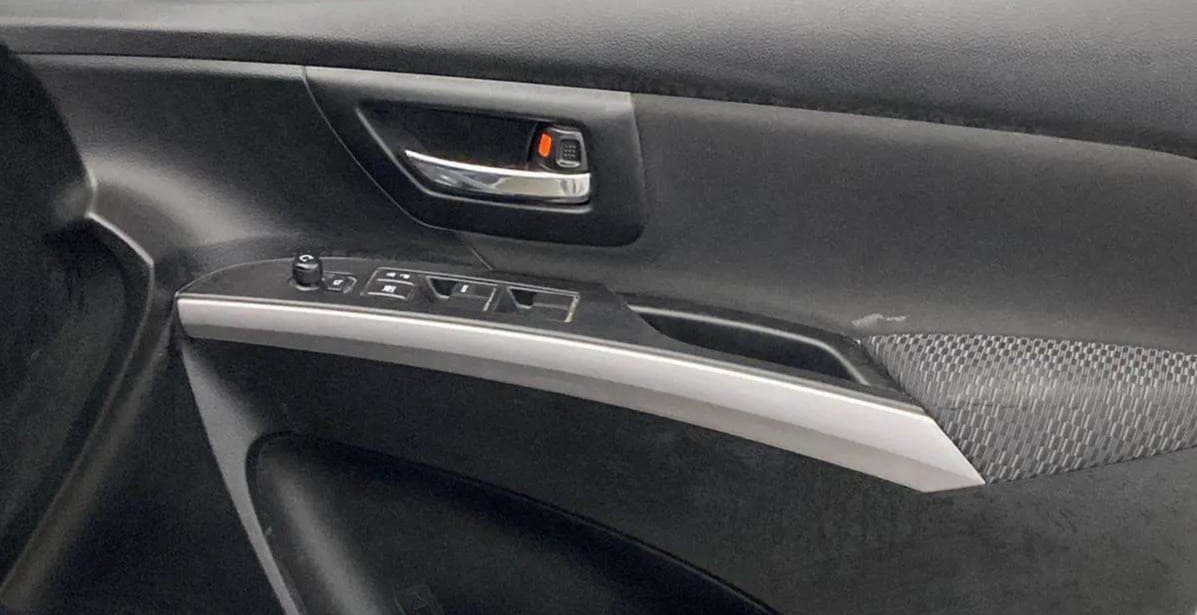 2018 Maruti S Cross DELTA 1.3, Diesel, Manual, 89,317 km, Driver Side Door Panels Control