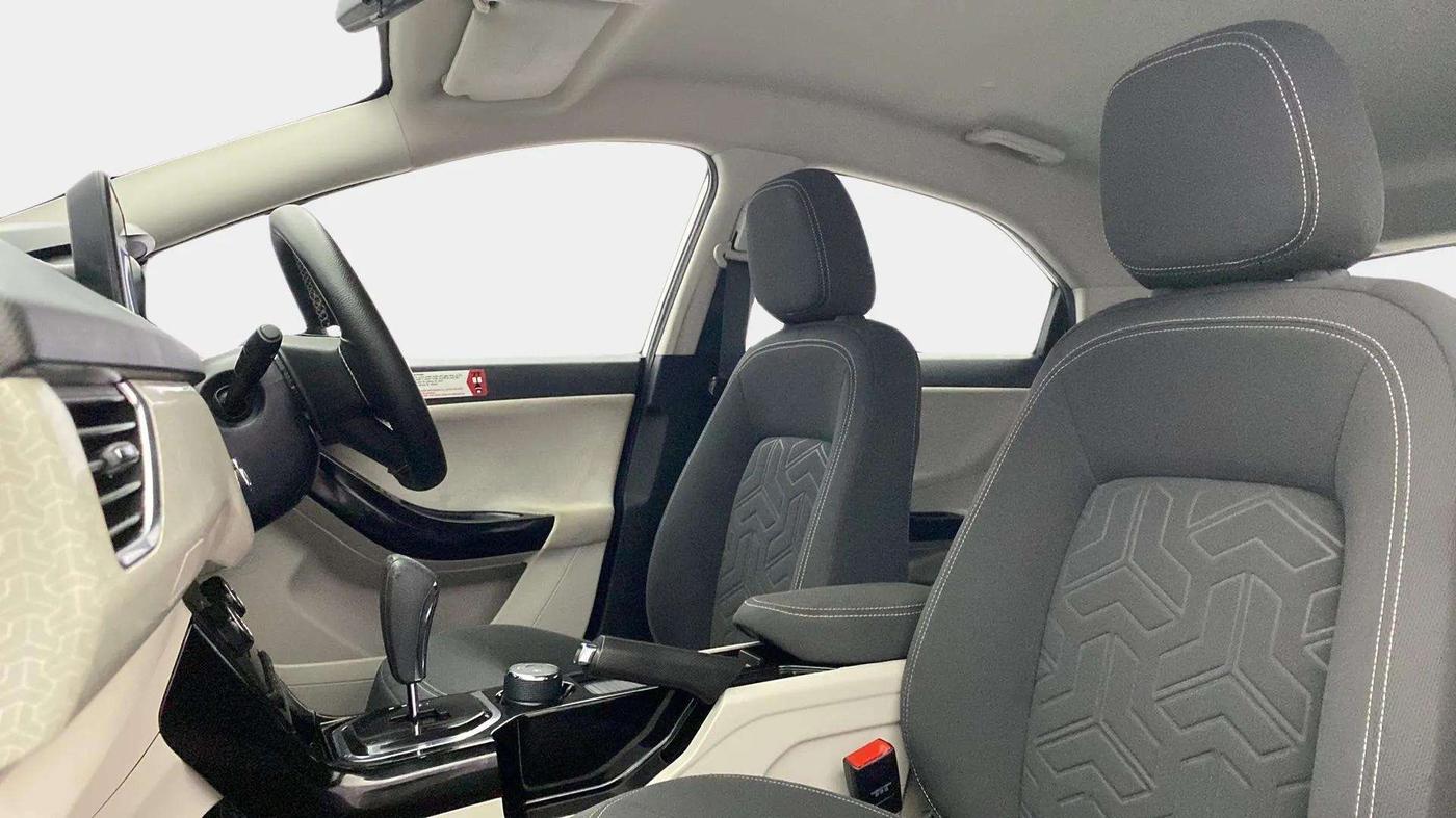 2020 Tata NEXON XZA PLUS PETROL, Petrol, Automatic, 35,935 km, Right Side Front Door Cabin