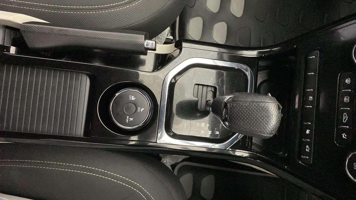 2020 Tata NEXON XZA PLUS PETROL, Petrol, Automatic, 35,935 km, Gear Lever