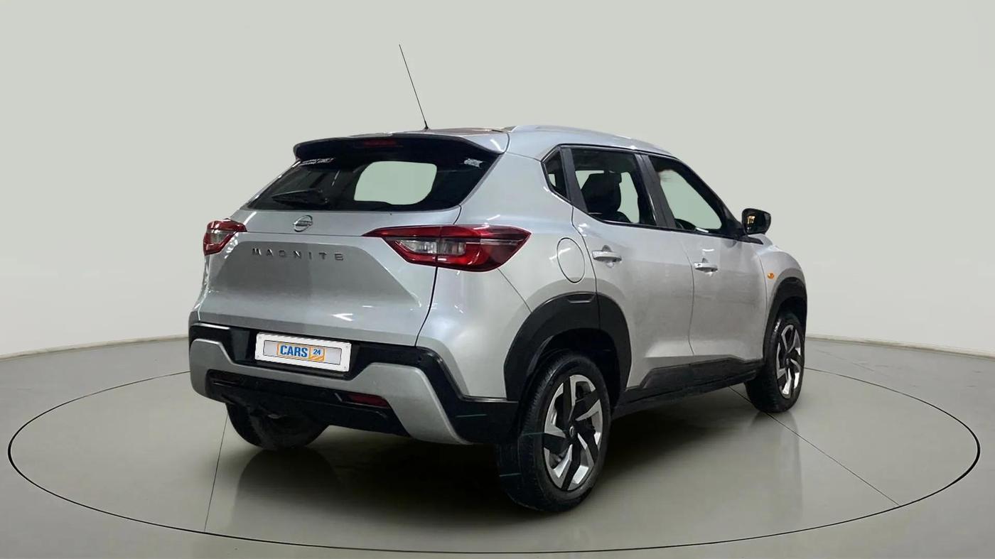 2021 Nissan MAGNITE XE, Petrol, Manual, 32,256 km, Right Back Diagonal