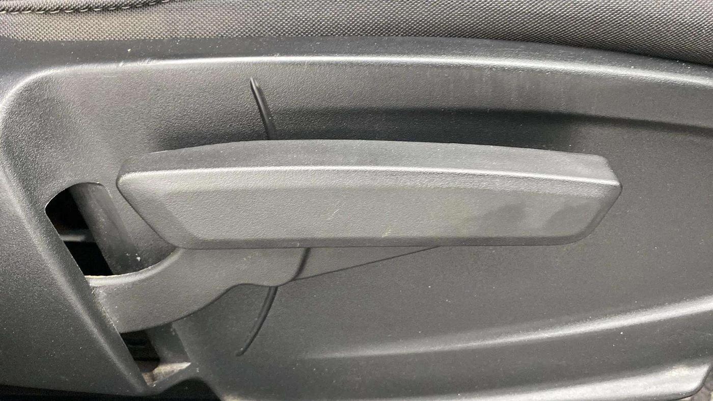 2021 Tata PUNCH ACCOMPLISHED MT, Petrol, Manual, 17,688 km, Driver Side Adjustment Panel
