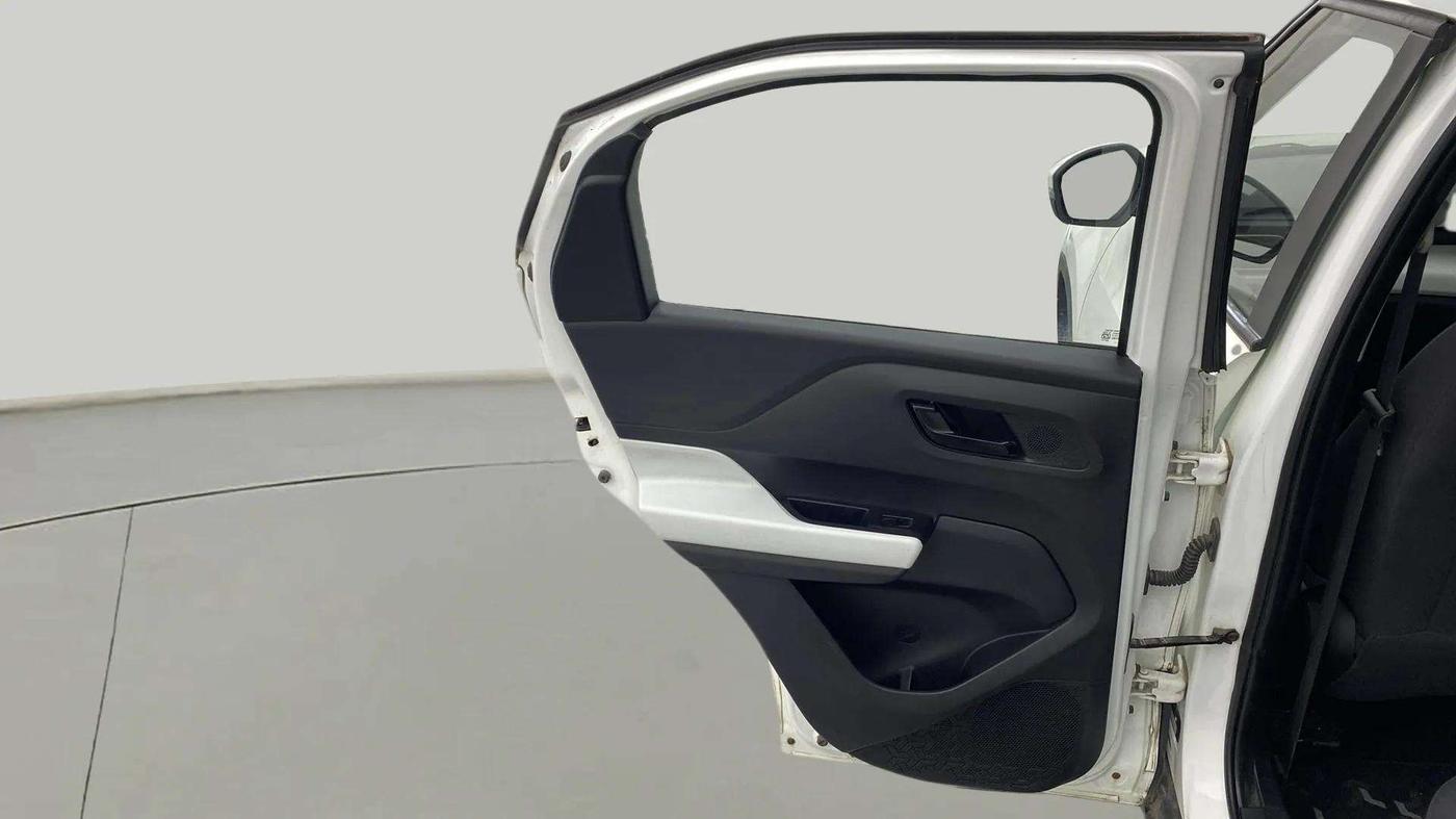 2021 Tata PUNCH ACCOMPLISHED MT, Petrol, Manual, 17,688 km, LHS Rear Door