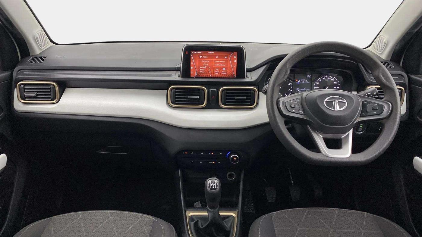 2021 Tata PUNCH ACCOMPLISHED MT, Petrol, Manual, 17,688 km, Dashboard
