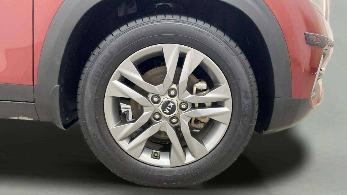 2020 KIA SELTOS HTX 1.5 PETROL, Petrol, Manual, 53,780 km, Right Front Wheel
