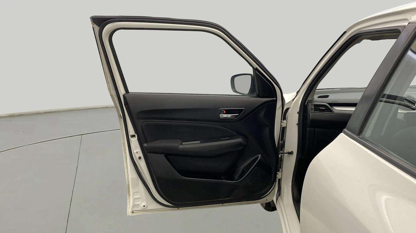 2021 Maruti Swift VXI AMT, Petrol, Automatic, 33,336 km, LHS Front Door
