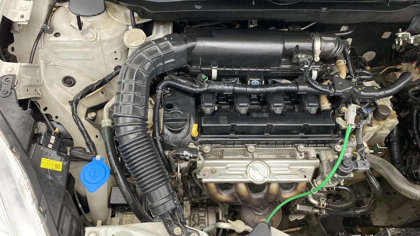 2021 Maruti Swift VXI AMT, Petrol, Automatic, 33,336 km, Engine View - Right