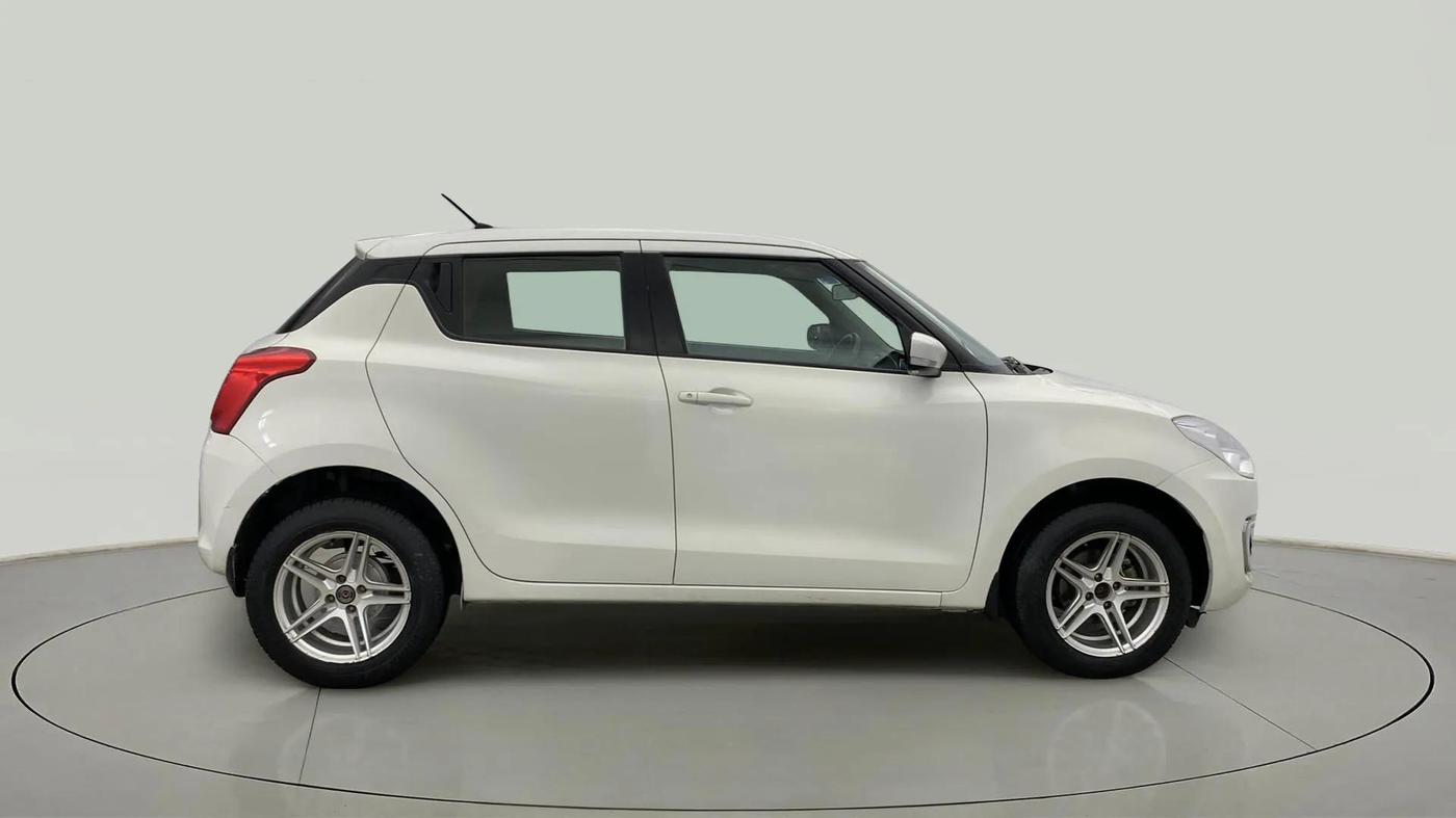 2021 Maruti Swift VXI AMT, Petrol, Automatic, 33,336 km, Right Side View