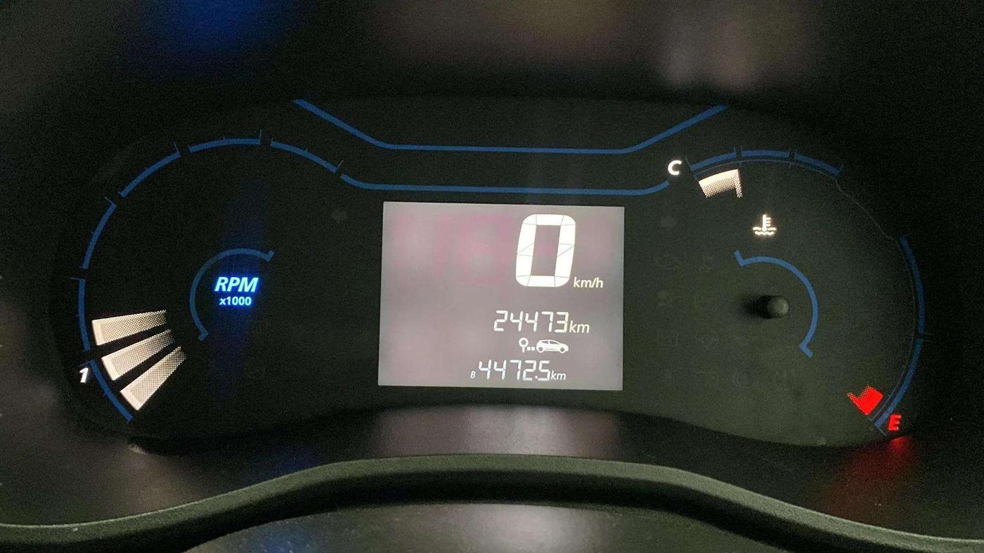 2022 Renault Kwid RXT 1.0 (O), Petrol, Manual, 24,532 km, Odometer Image