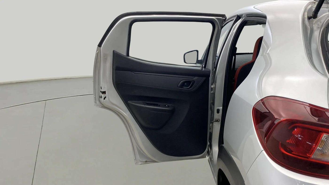2022 Renault Kwid RXT 1.0 (O), Petrol, Manual, 24,532 km, LHS Rear Door
