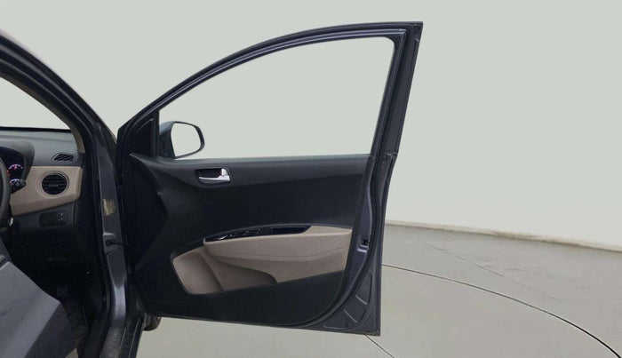 2017 Hyundai Grand i10 SPORTZ (O) AT 1.2 KAPPA VTVT, Petrol, Automatic, 87,677 km, RHS Front Door
