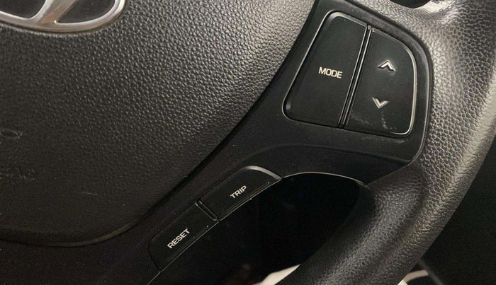 2017 Hyundai Grand i10 SPORTZ (O) AT 1.2 KAPPA VTVT, Petrol, Automatic, 87,677 km, Adaptive Cruise Control