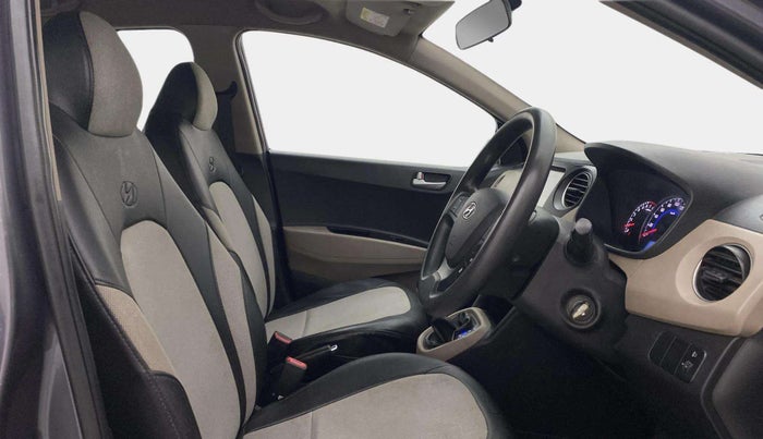 2017 Hyundai Grand i10 SPORTZ (O) AT 1.2 KAPPA VTVT, Petrol, Automatic, 87,677 km, Right Side Front Door Cabin