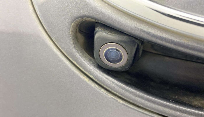 2017 Hyundai Grand i10 SPORTZ (O) AT 1.2 KAPPA VTVT, Petrol, Automatic, 87,677 km, Parking Camera