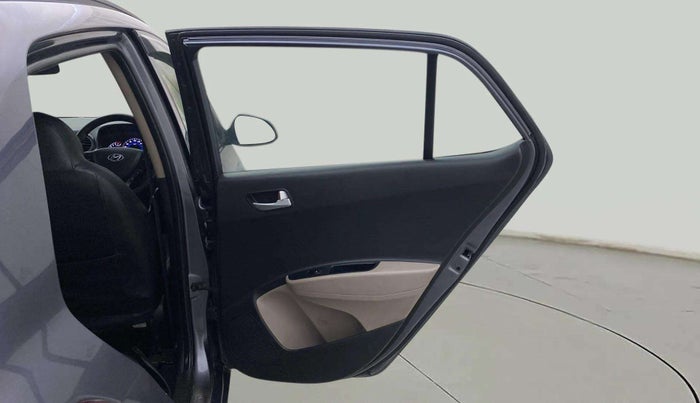 2017 Hyundai Grand i10 SPORTZ (O) AT 1.2 KAPPA VTVT, Petrol, Automatic, 87,677 km, RHS Rear Door