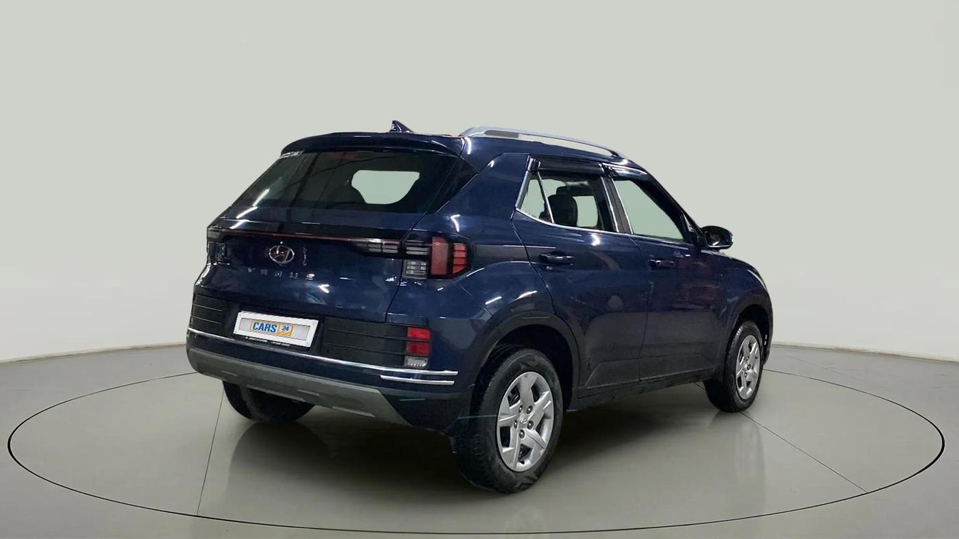 2022 Hyundai VENUE S(O) 1.2, Petrol, Manual, 50,891 km, Right Back Diagonal