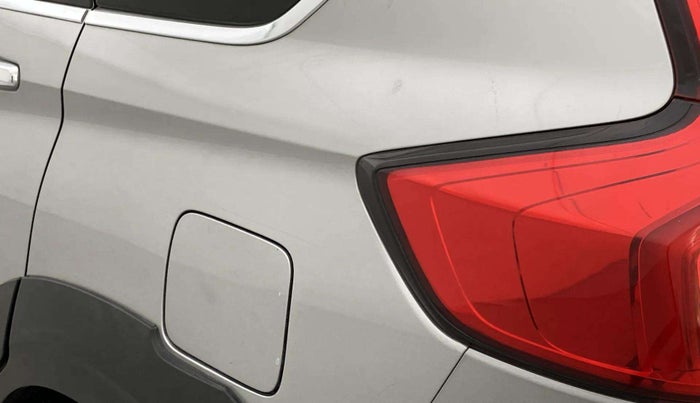 2021 Maruti XL6 ZETA MT, Petrol, Manual, 67,517 km, Left quarter panel - Minor scratches