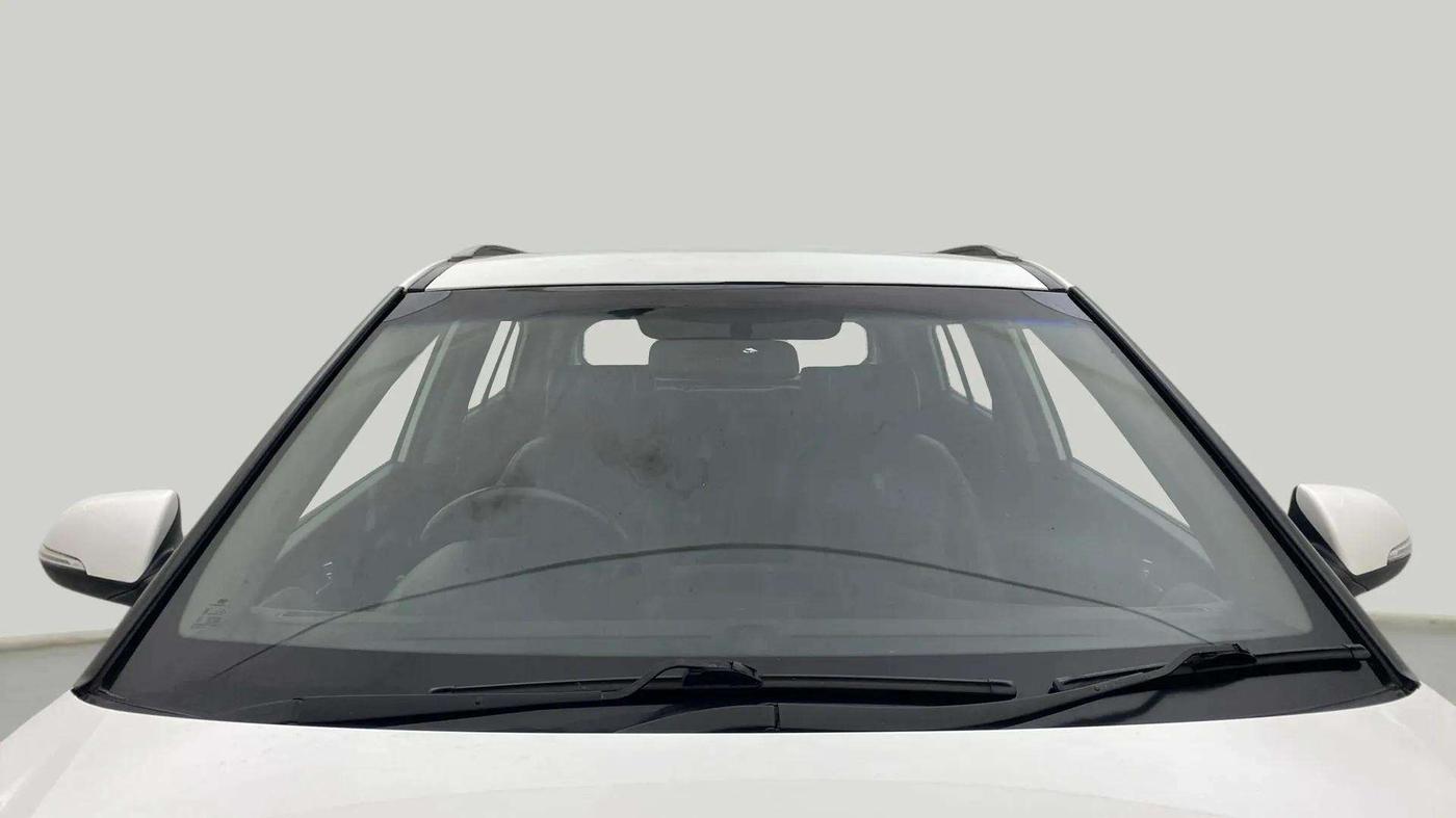 2018 Hyundai Creta SX AT 1.6 DIESEL, Diesel, Automatic, 56,803 km, Front Windshield