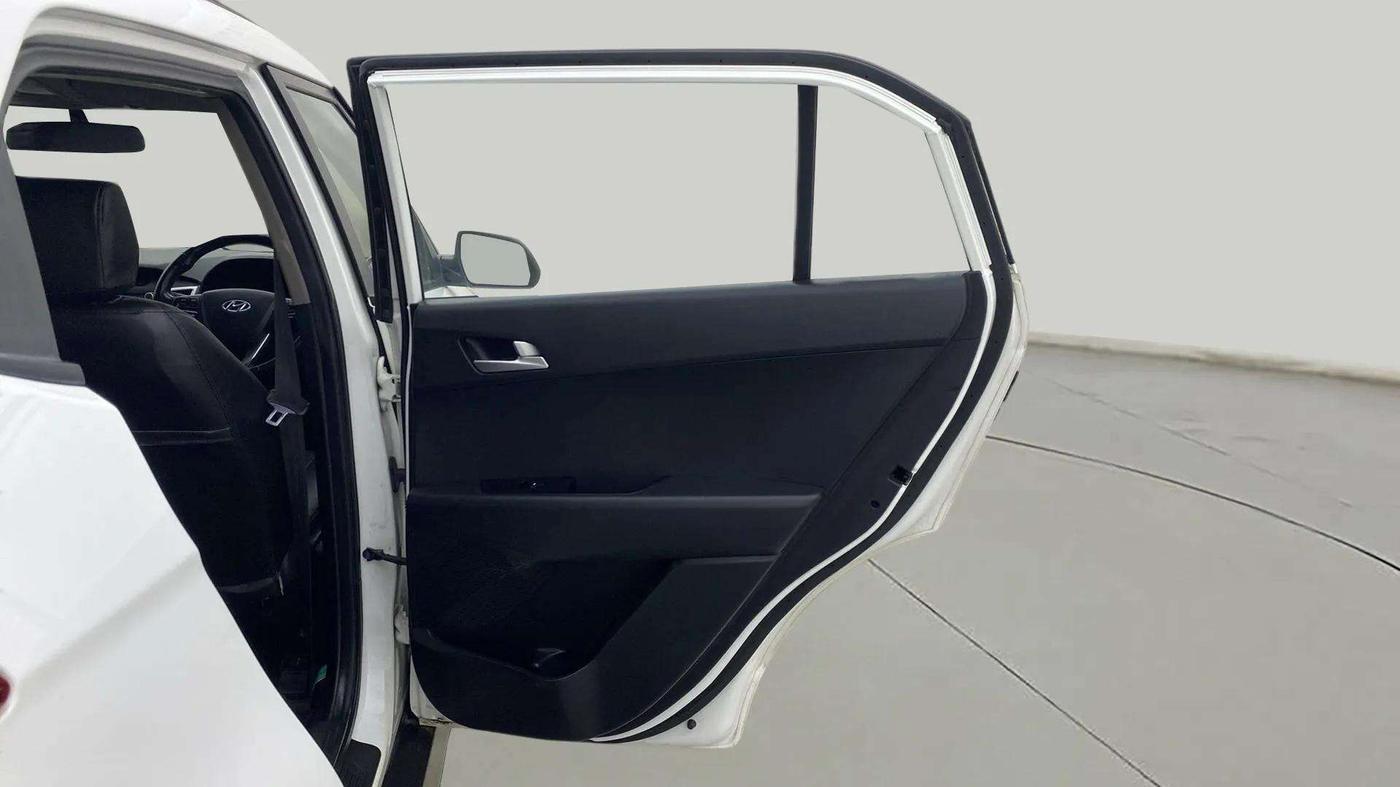 2018 Hyundai Creta SX AT 1.6 DIESEL, Diesel, Automatic, 56,803 km, RHS Rear Door