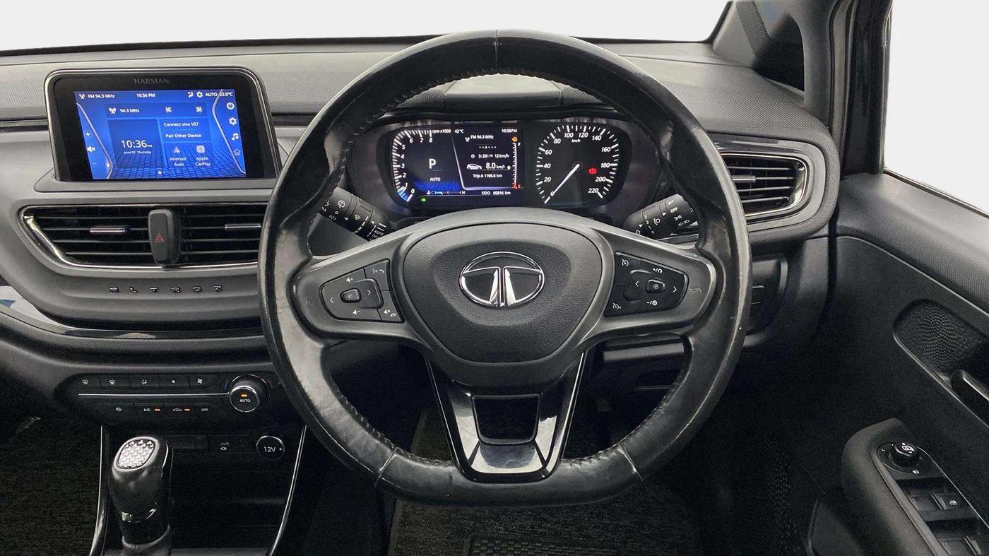 2022 Tata ALTROZ XZA PLUS DARK EDTION, Petrol, Automatic, 60,776 km, Steering Wheel Close Up