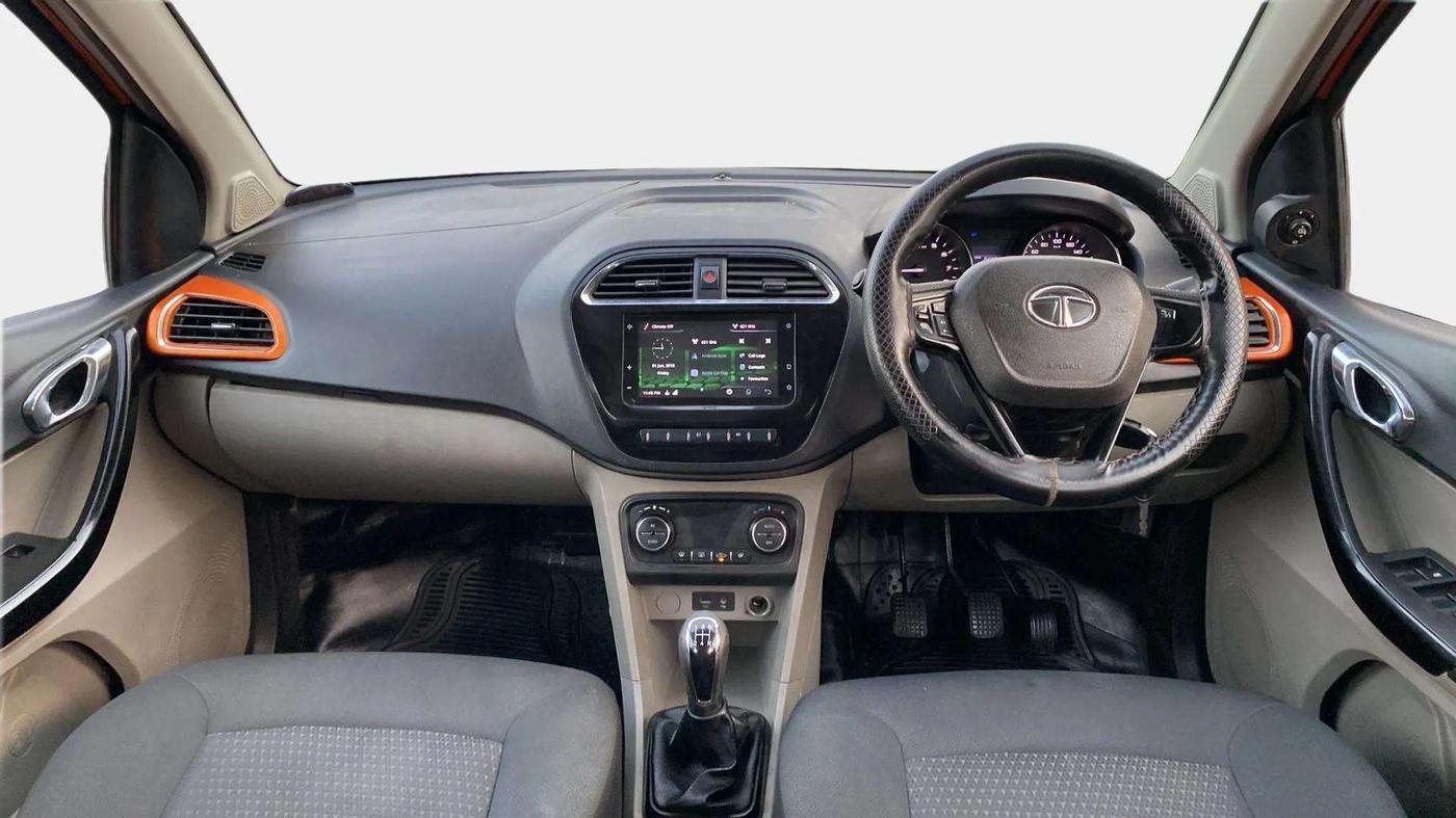 2019 Tata Tiago XZ PLUS PETROL, Petrol, Manual, 82,501 km, Dashboard