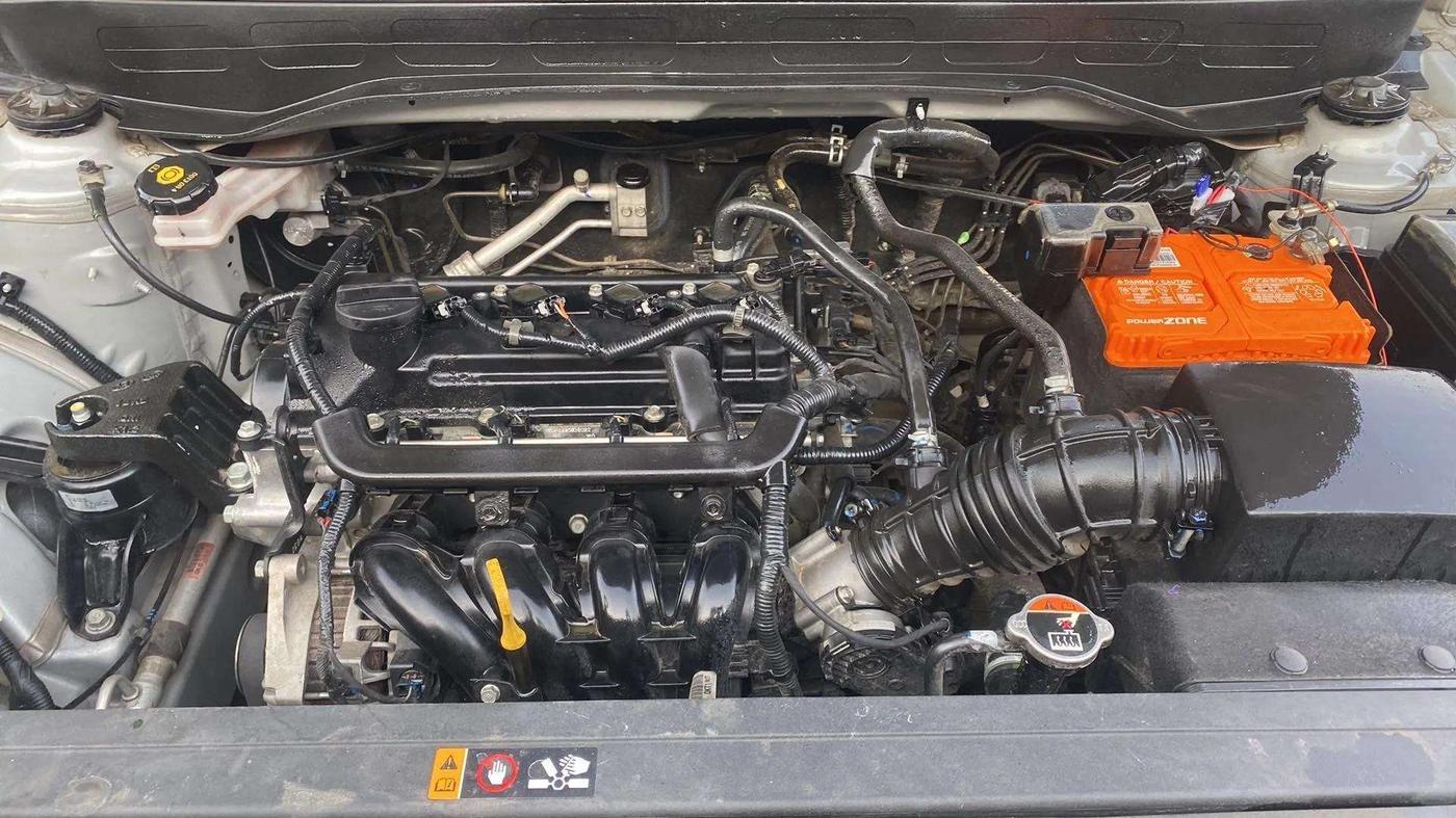 2019 Hyundai VENUE E 1.2, Petrol, Manual, 36,350 km, Open Bonet