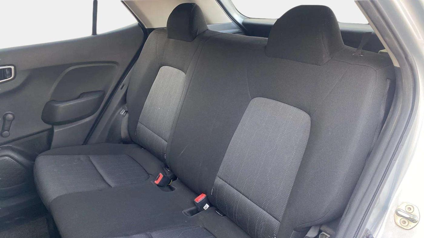 2019 Hyundai VENUE E 1.2, Petrol, Manual, 36,350 km, Right Side Rear Door Cabin