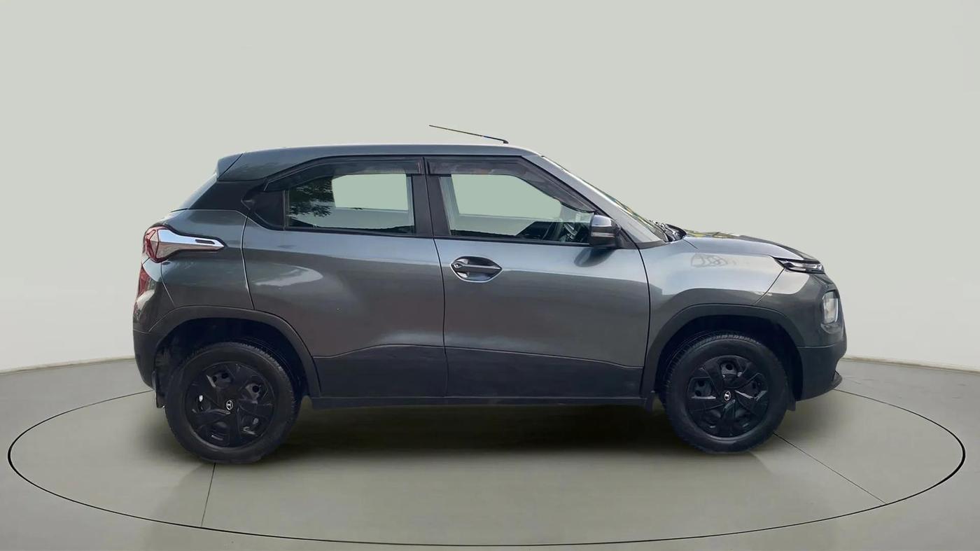 2023 Tata PUNCH ADVENTURE AMT, Petrol, Automatic, 41,239 km, Right Side View
