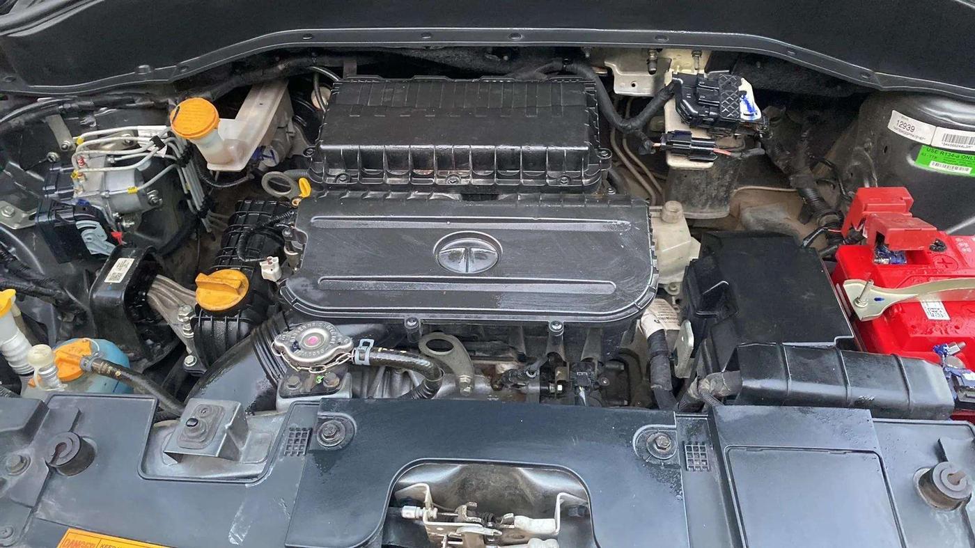 2023 Tata PUNCH ADVENTURE AMT, Petrol, Automatic, 41,239 km, Open Bonet
