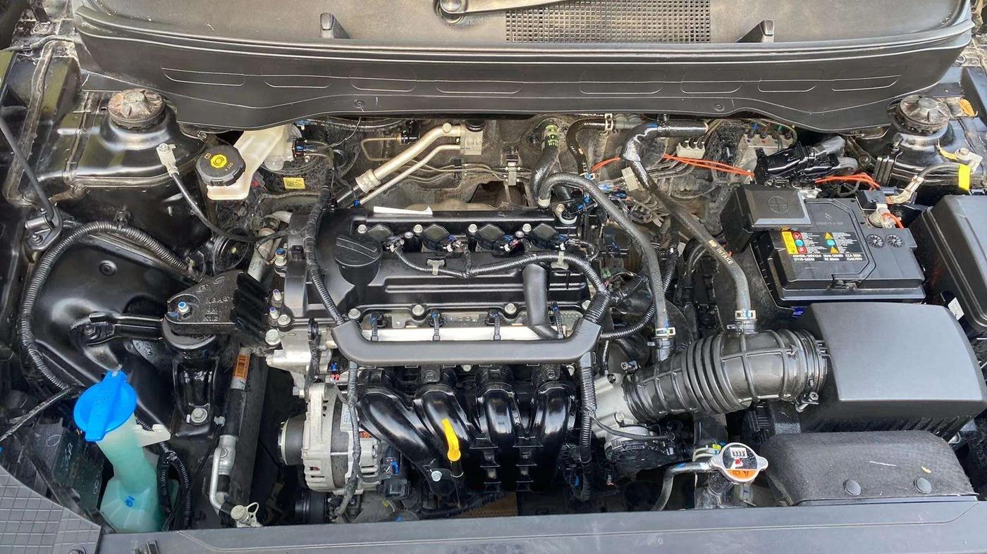 2023 Hyundai VENUE SX 1.2 PETROL, Petrol, Manual, 24,838 km, Open Bonet