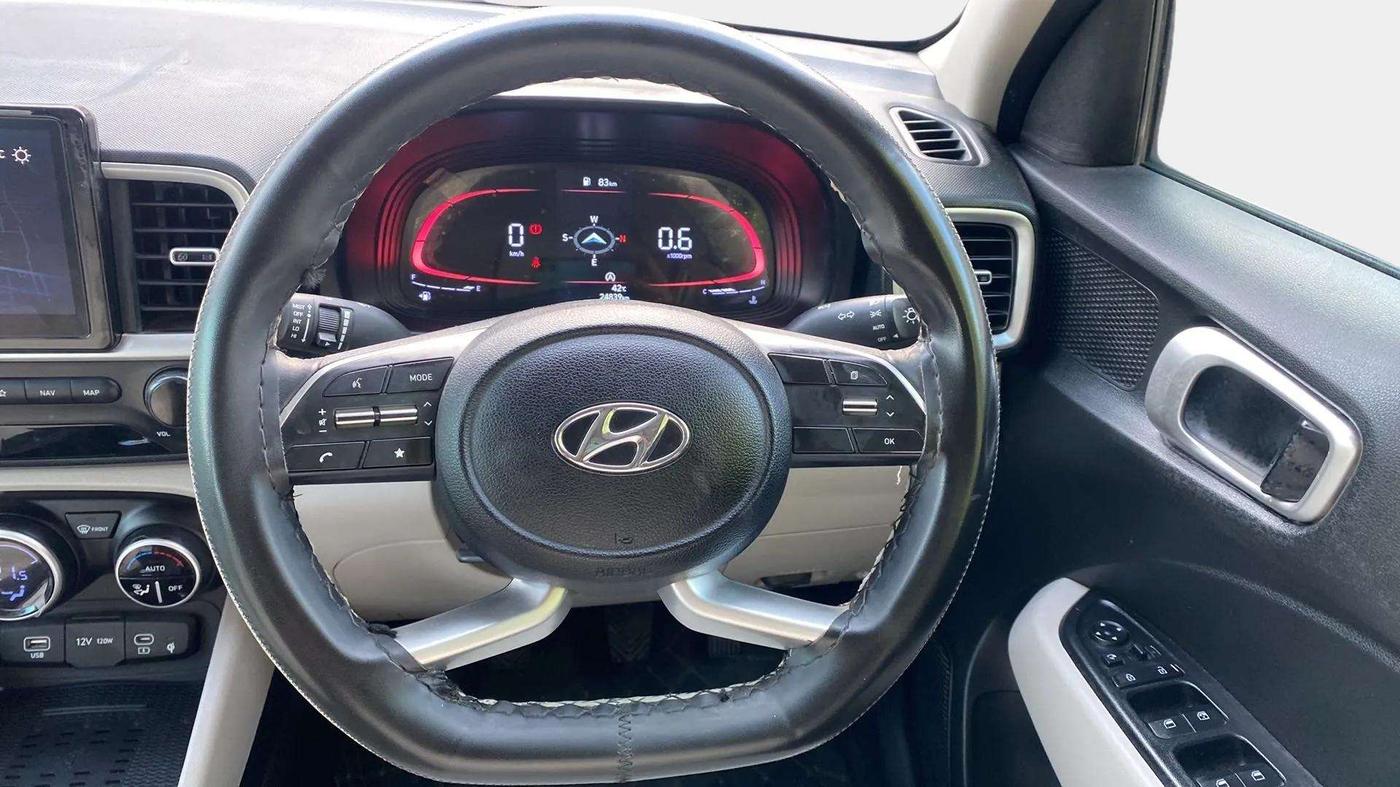 2023 Hyundai VENUE SX 1.2 PETROL, Petrol, Manual, 24,838 km, Steering Wheel Close Up
