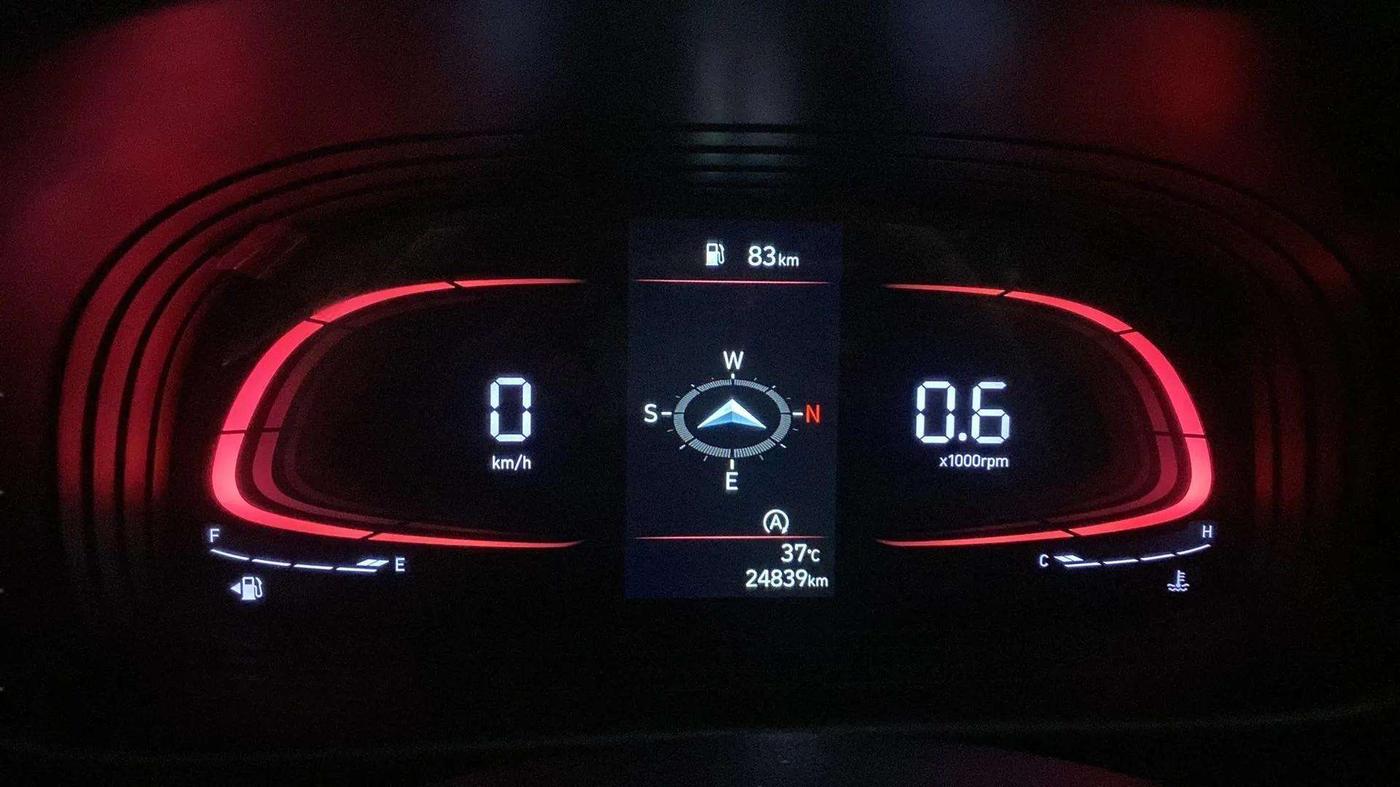 2023 Hyundai VENUE SX 1.2 PETROL, Petrol, Manual, 24,838 km, Odometer Image
