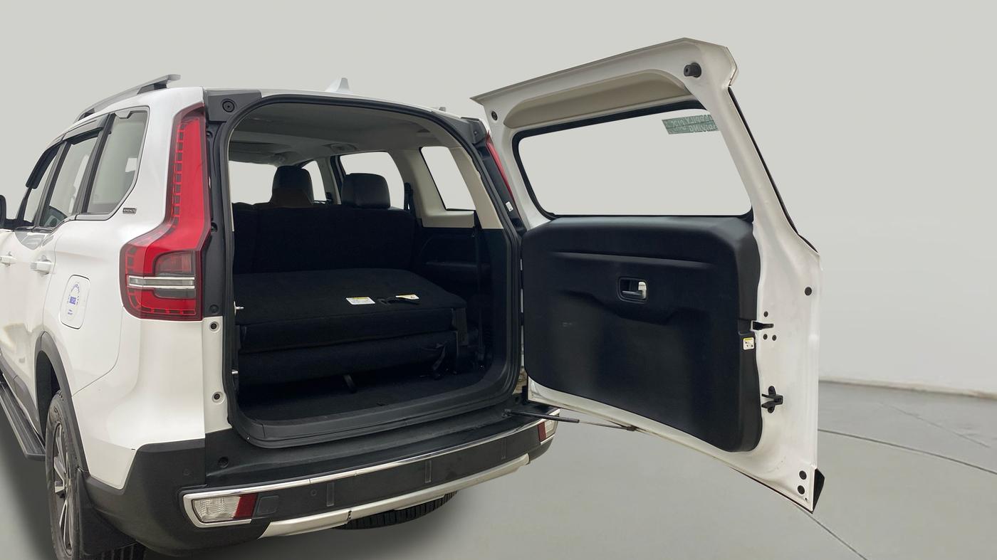 2023 Mahindra SCORPIO-N Z8 L DIESEL MT 2WD 7 STR, Diesel, Manual, 49,928 km, Boot Door Open