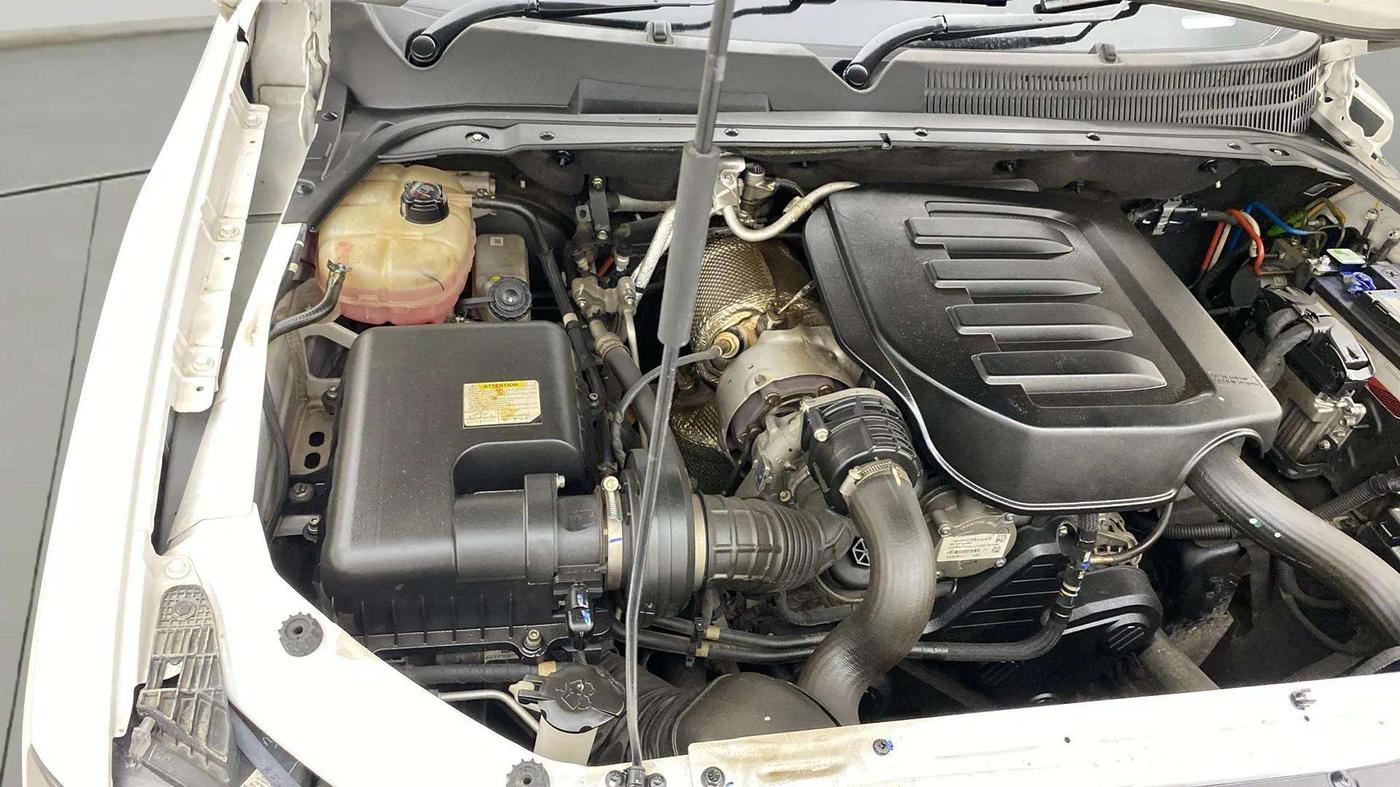 2023 Mahindra SCORPIO-N Z8 L DIESEL MT 2WD 7 STR, Diesel, Manual, 49,928 km, Engine View - Right