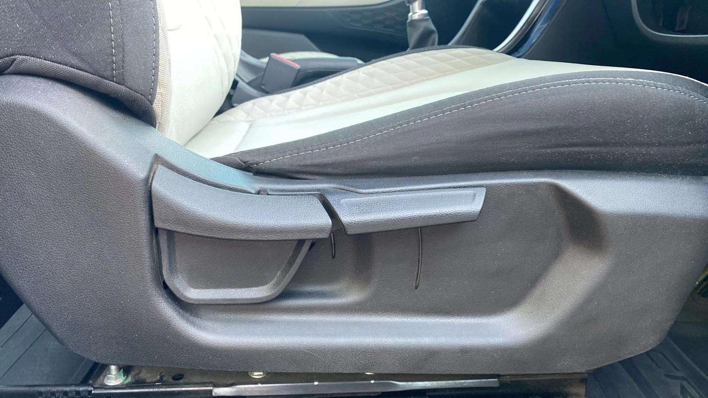 2023 Hyundai Creta SX EXECUTIVE 1.5 PETROL, Petrol, Manual, 42,966 km, Driver Side Adjustment Panel