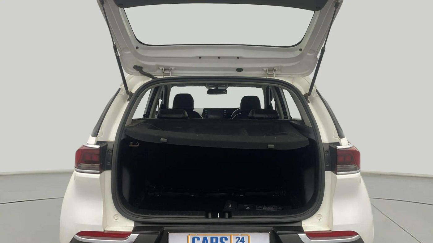 2022 KIA SONET HTX 1.0 IMT, Petrol, Manual, 55,601 km, Boot Inside