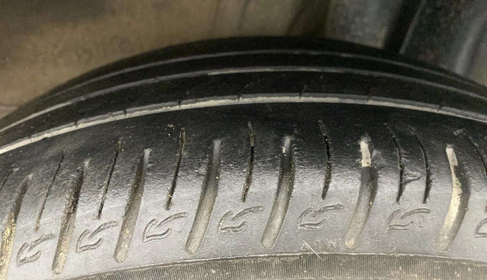 2022 KIA SONET HTX 1.0 IMT, Petrol, Manual, 55,563 km, Left Rear Tyre Tread