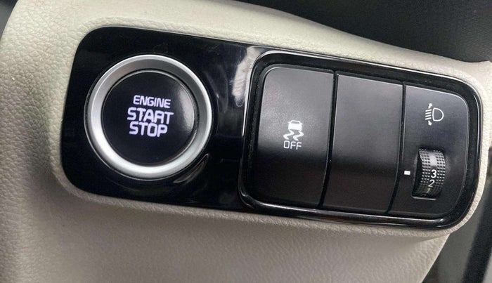 2022 KIA SONET HTX 1.0 IMT, Petrol, Manual, 55,563 km, Keyless Start/ Stop Button