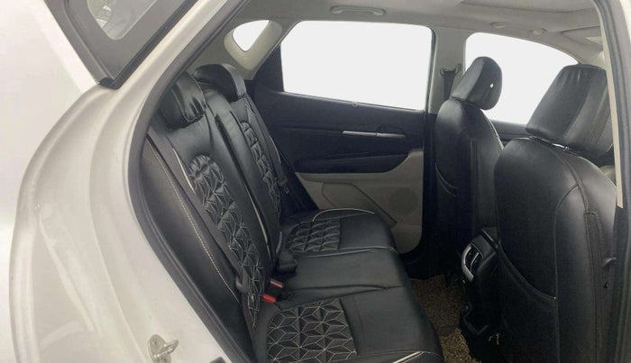 2022 KIA SONET HTX 1.0 IMT, Petrol, Manual, 55,563 km, Right Side Rear Door Cabin