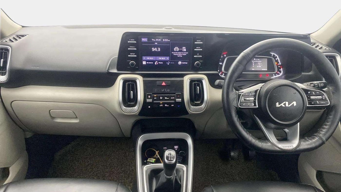 2022 KIA SONET HTX 1.0 IMT, Petrol, Manual, 55,601 km, Dashboard