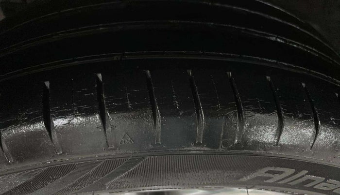 2019 Hyundai Elite i20 ASTA 1.2 (O), Petrol, Manual, 43,156 km, Right Rear Tyre Tread