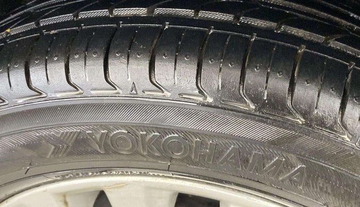 2019 Maruti Ciaz DELTA 1.5 SHVS MT PETROL, Petrol, Manual, 62,071 km, Left Front Tyre Tread