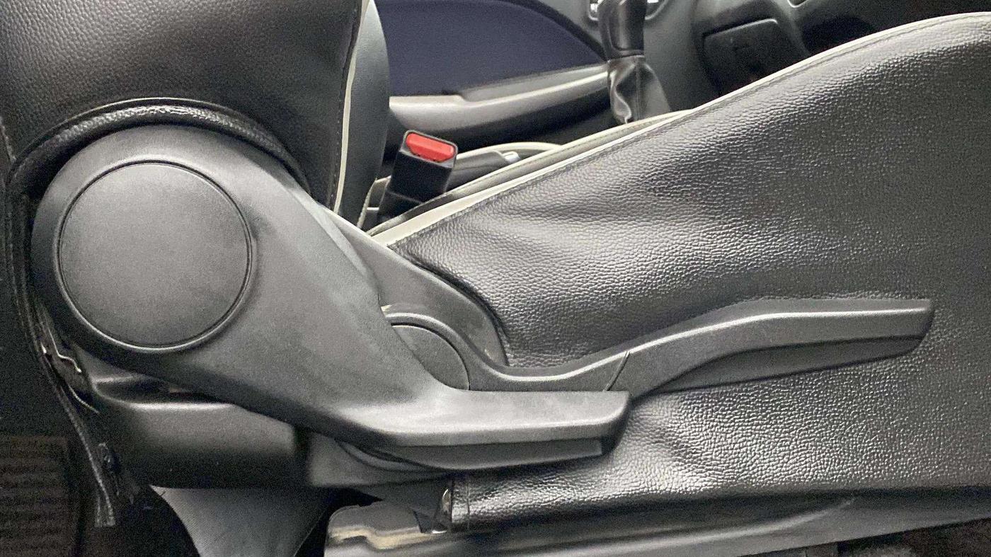 2019 Maruti Baleno ZETA PETROL 1.2, Petrol, Manual, 59,573 km, Driver Side Adjustment Panel