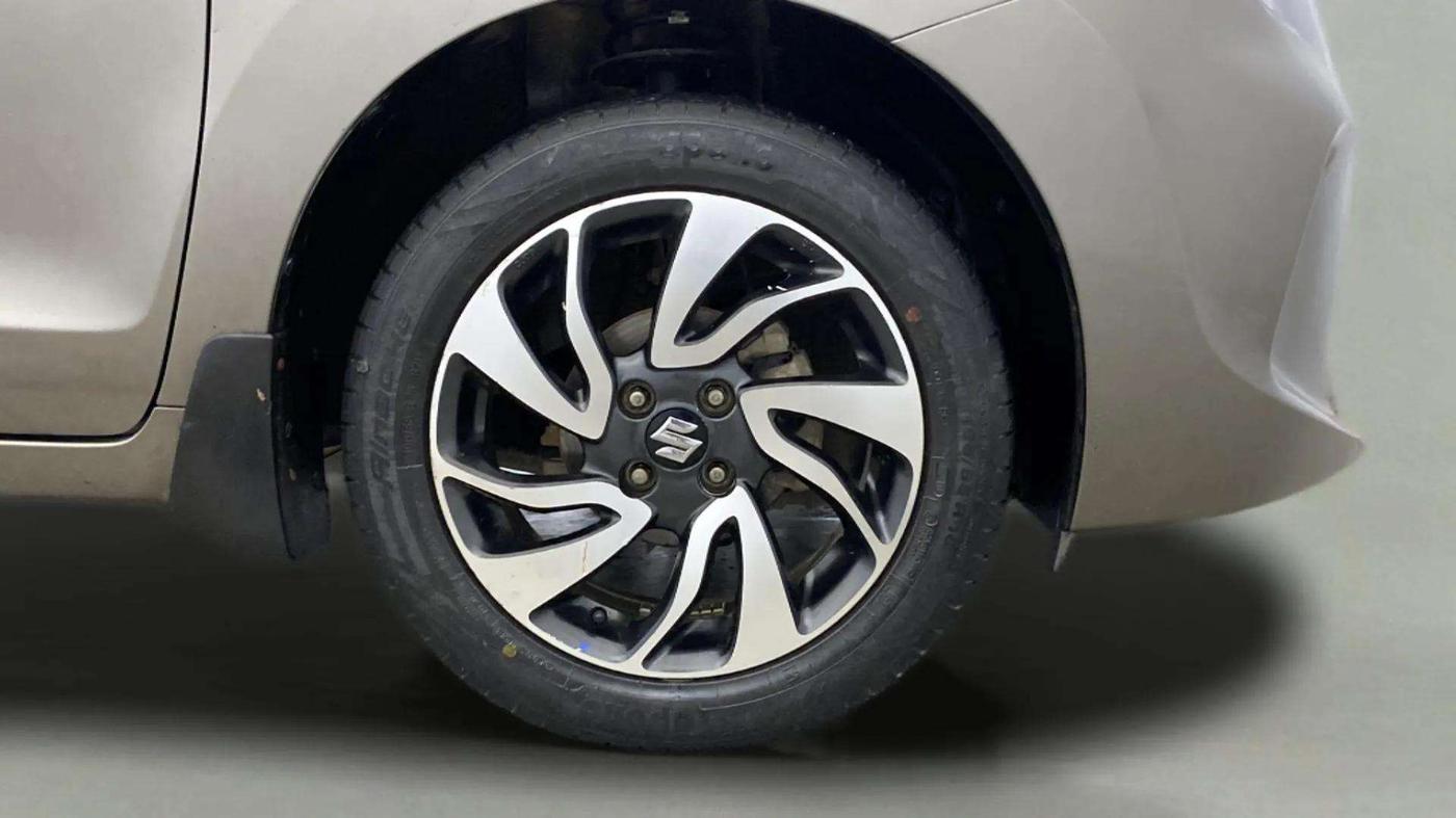 2019 Maruti Baleno ZETA PETROL 1.2, Petrol, Manual, 59,573 km, Right Front Wheel