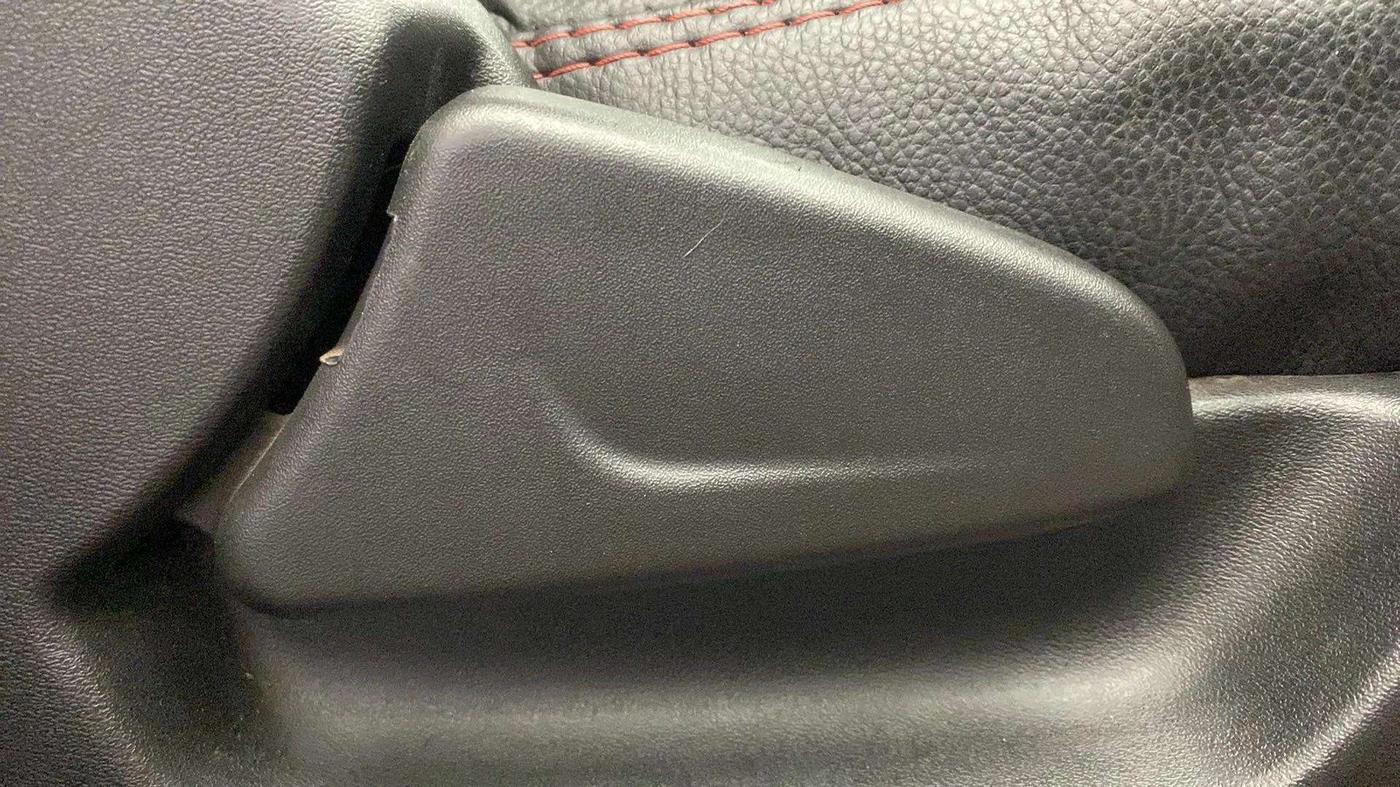 2019 Datsun Go A, Petrol, Manual, 53,734 km, Driver Side Adjustment Panel