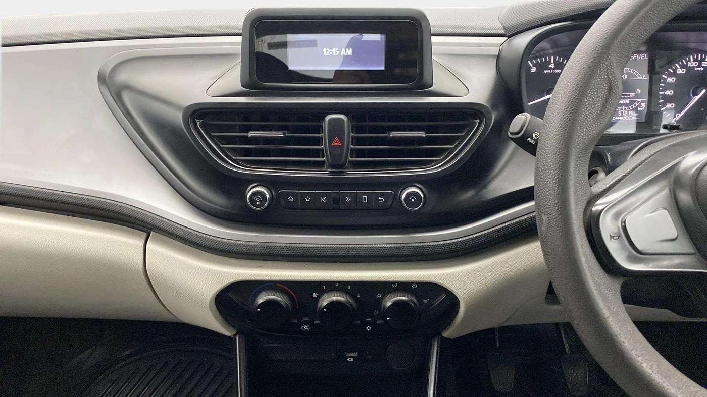 2021 Tata ALTROZ XE PETROL, Petrol, Manual, 51,293 km, Air Conditioner