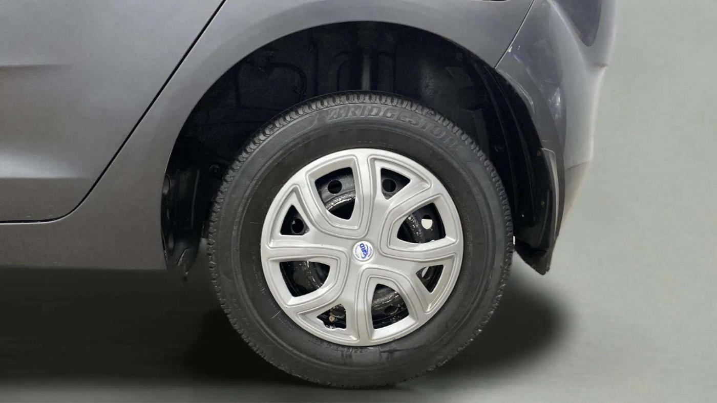 2021 Tata ALTROZ XE PETROL, Petrol, Manual, 51,293 km, Left Rear Wheel