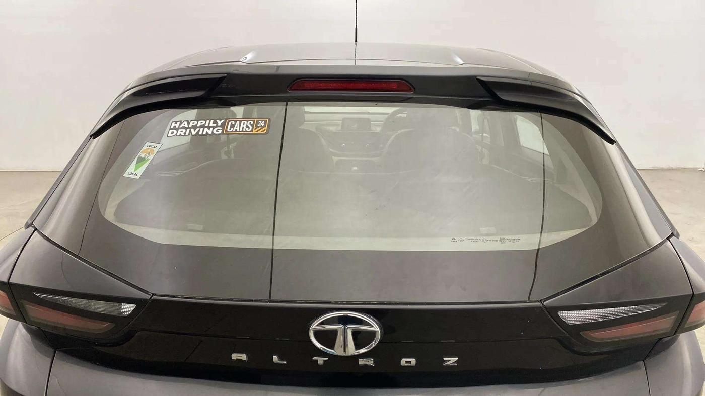 2021 Tata ALTROZ XE PETROL, Petrol, Manual, 51,293 km, Rear Windshield