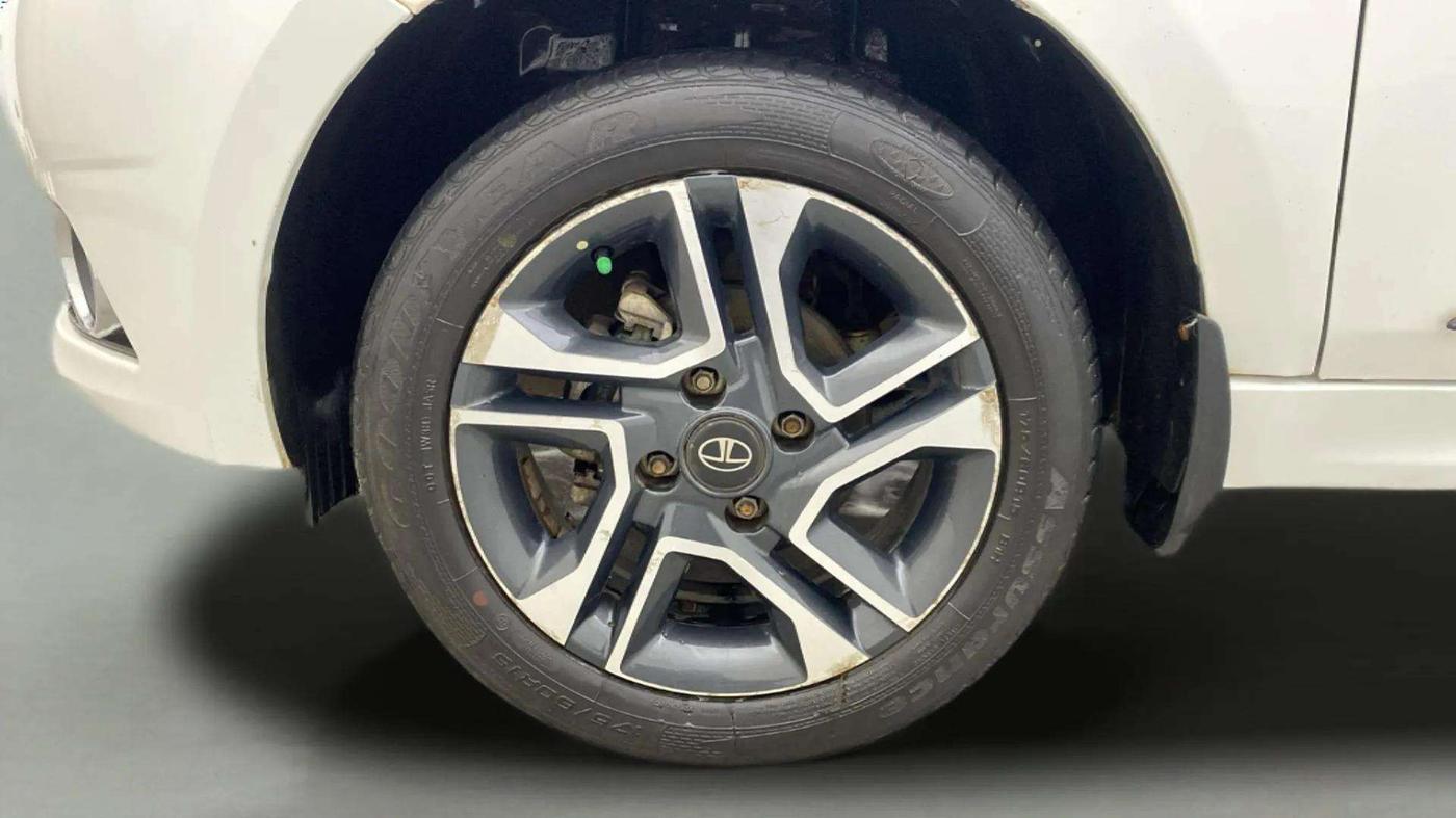 2019 Tata Tiago XZ PLUS PETROL, Petrol, Manual, 41,433 km, Left Front Wheel