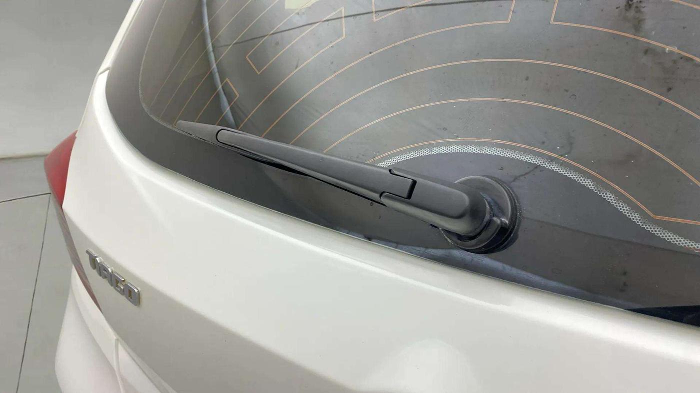 2019 Tata Tiago XZ PLUS PETROL, Petrol, Manual, 41,433 km, Rear Wiper