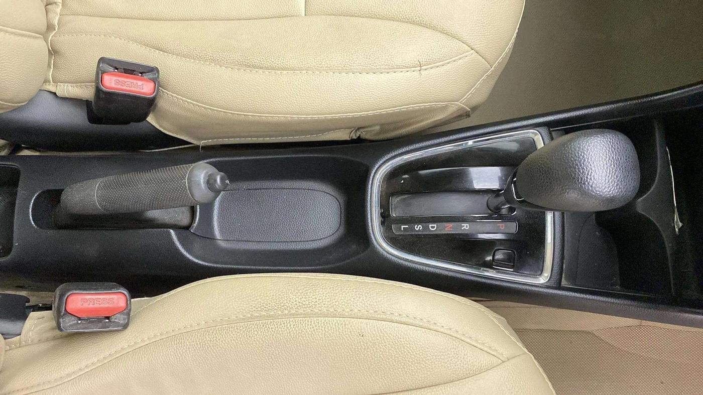 2018 Honda Amaze 1.5L I-DTEC V CVT, Diesel, Automatic, 46,985 km, Gear Lever